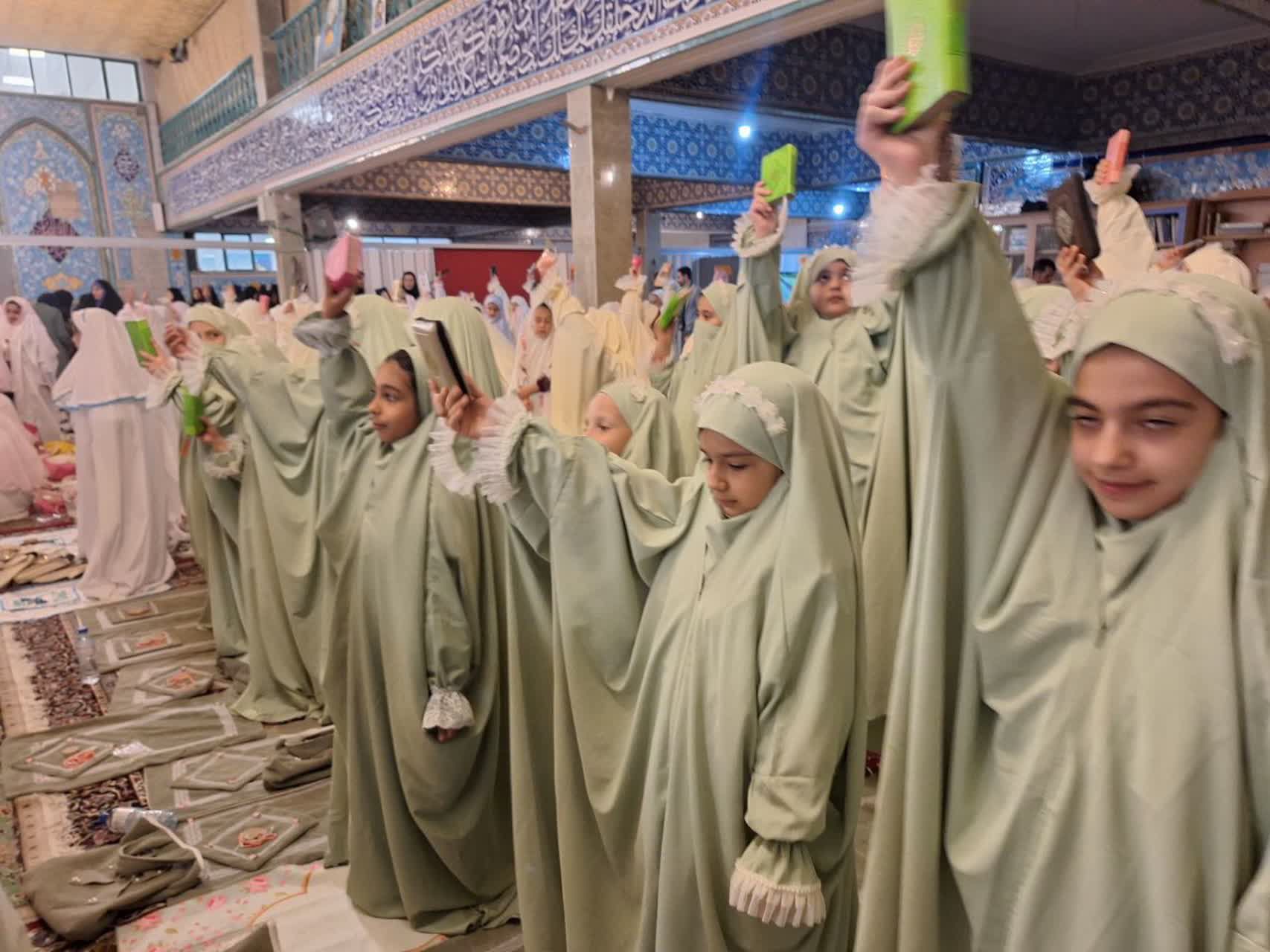 ست جشن تکلیف جنس کرپ الیزه در سایزبندی مختلف با تنوع رنگ بالا