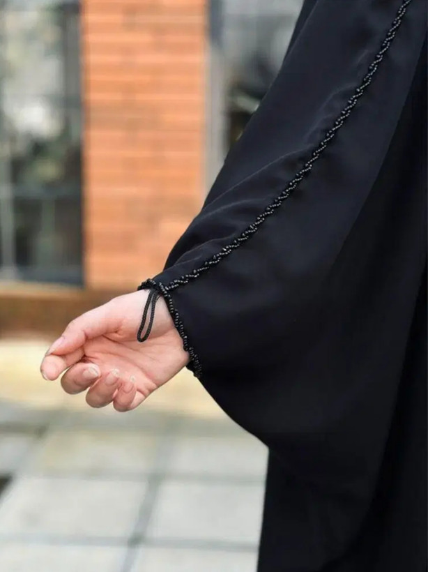چادر عربی مشکی مدل جده منجوق دوزی شده